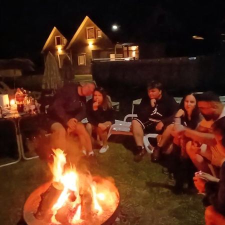 Domki Nadmorska Oaza Nad Morzem I Jeziorem Jezierzany エクステリア 写真